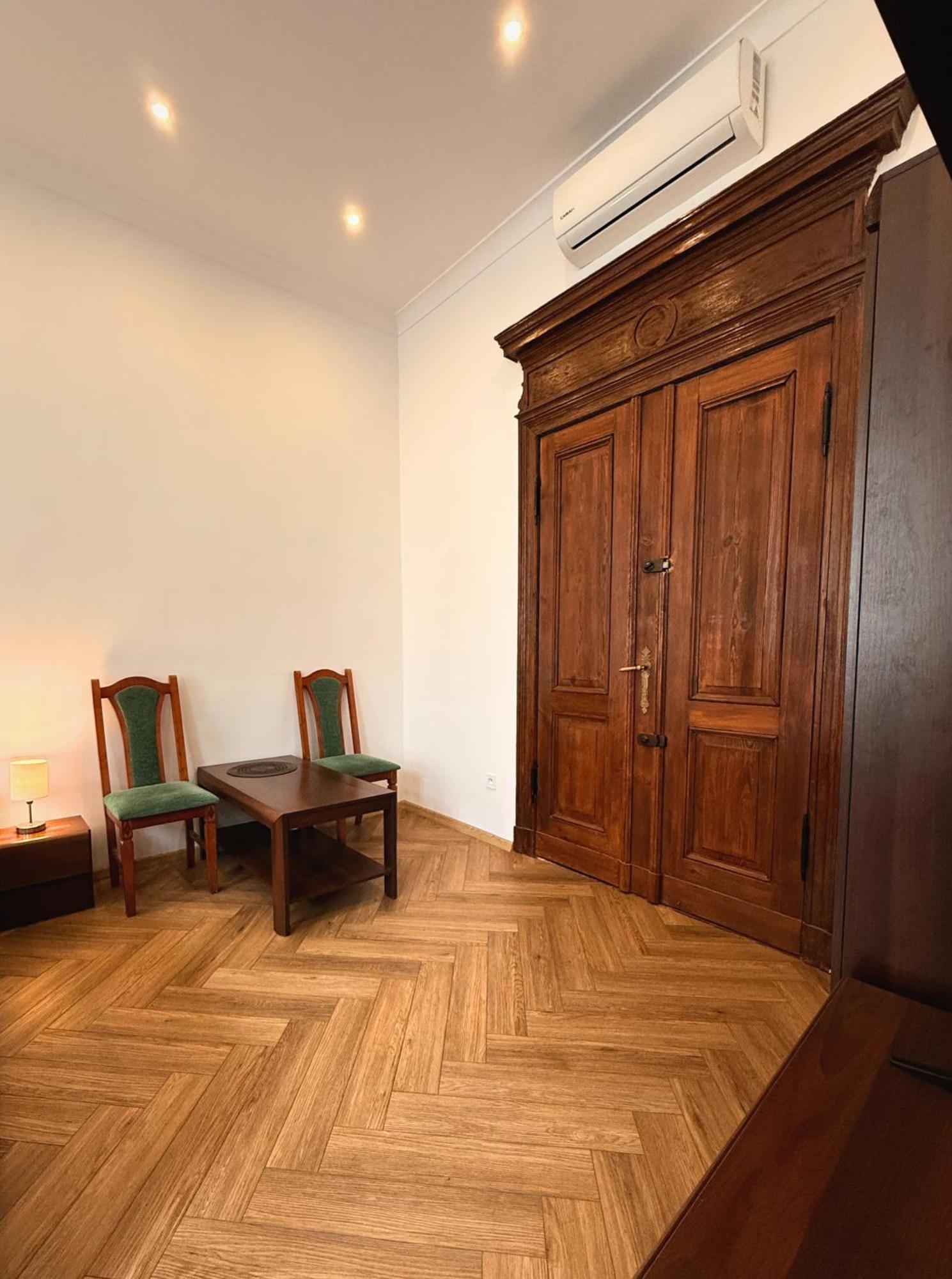 Apartament Szczytna Retro *